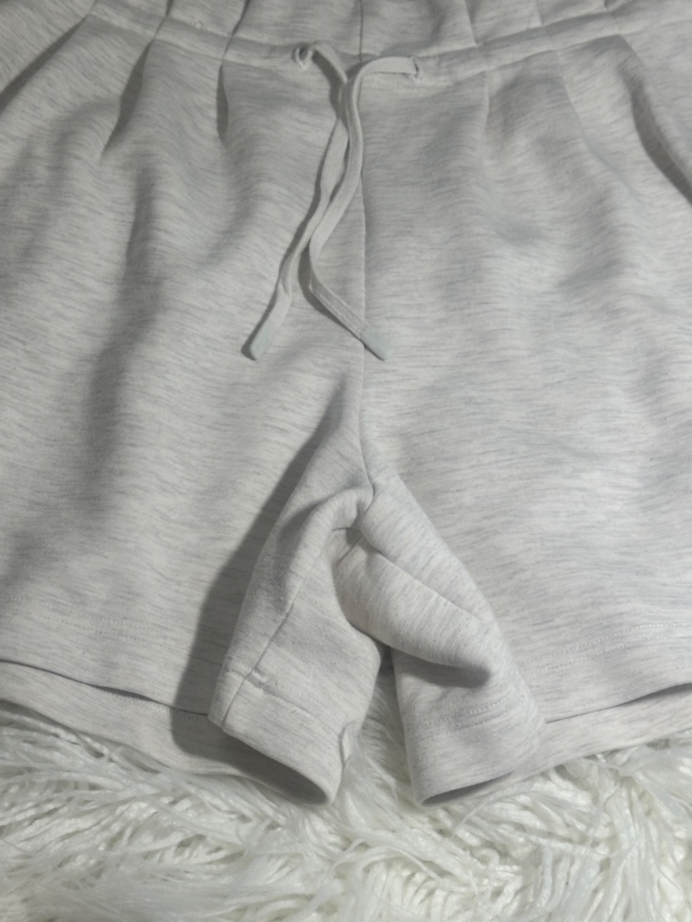 Varley Claude High Rise Short 4.5 DoubleSoft Ivory Marl Medium - Picture 7 of 11